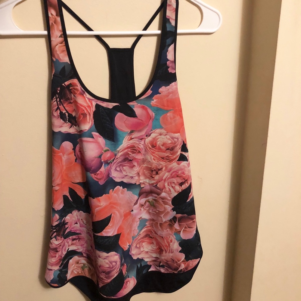 Cute floral print Lululemon racer tank